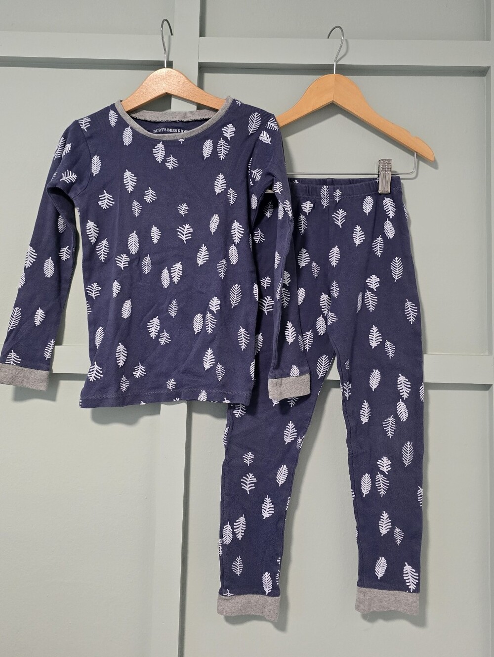 4 Pack Kids Navy & Blue Theme Pj's Burt Bees & Kirkland - Picture 3 of 5
